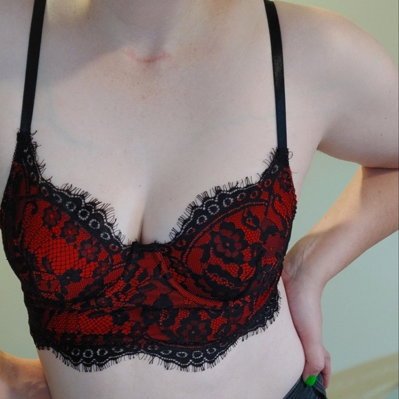 Lacey Bralette with Underwire & Mesh Back, Medium, Red & Black - Picture 4 of 4